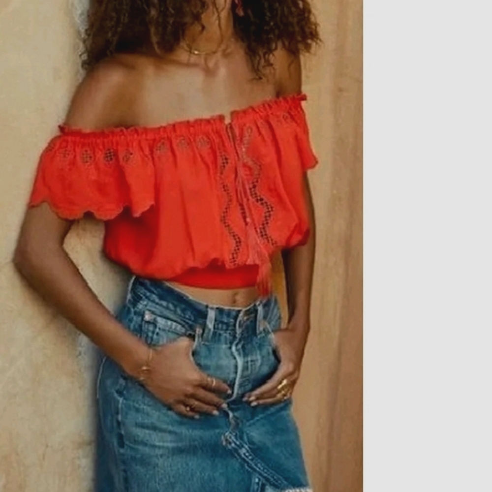 off shoulder top - Picture 5 of 14
